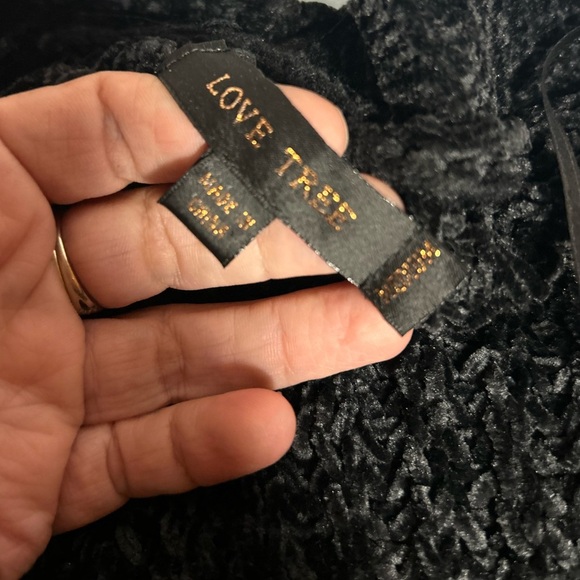 ‼️5/$25‼️ LOVE TREE SWEATER CARDIGAN MD - Picture 10 of 12